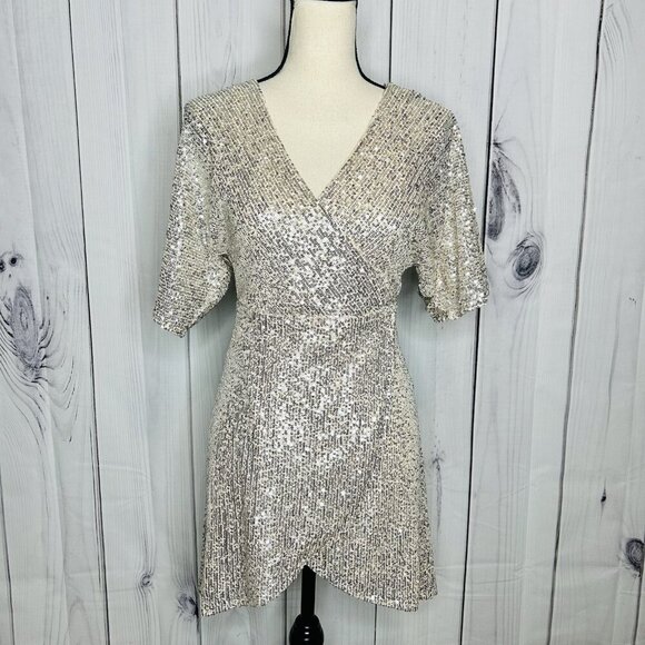 Lulus Champagne Gold Sequin Faux Wrap Mini Cocktail Evening Dress Size XS - Picture 1 of 10